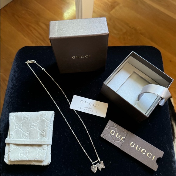 GUCCI Sterling Silver "Trademark" Heart and Butterfly Necklace, 18" chain . - Picture 3 of 15